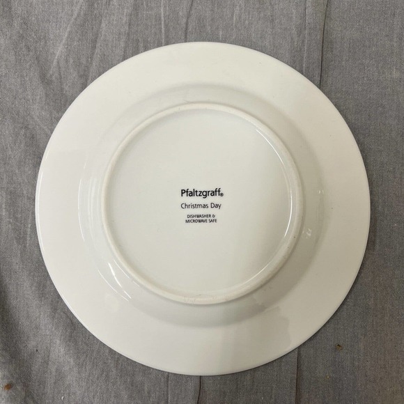 Set Of 4 Pfaltzgraff Christmas Day Salad & Dinner Plates FS Benefits Charity - Picture 5 of 7